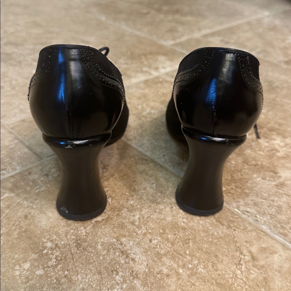 Michel Perry Black Chic Lace-Up Heels Made in Italy. - Picture 4 of 6